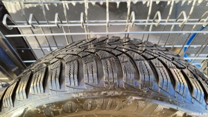 Set 4 anvelope de iarna goodyear 205 /55 /R16 - imagine 2