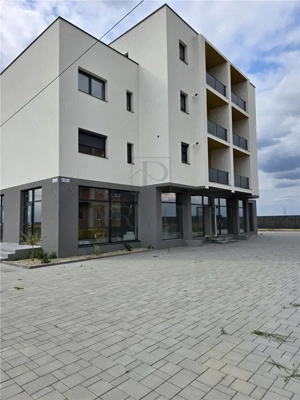 Apartament 2 camere - finalizat - centrala proprie - balcon - loc de parcare inclus