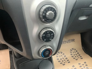 Toyota Yaris 1.3 Benzina,Cutie Automata,Clima,an2008, RATE FIXE - imagine 11