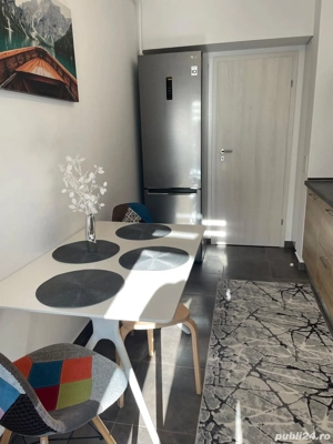 Apartament cu 2 camere decomandate, complet mobilat și utilat