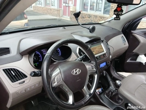 Hiundai ix 35 Premium 4x4 - imagine 2