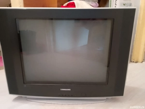 Vând televizor 