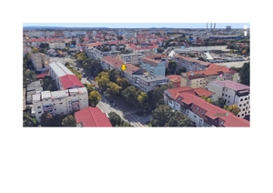 vand apartament 2 camere, decomandat, bucatarie mare, balcon mare, acoperis