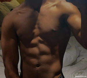 Sunt noua pentru femei și cuplul am și locația