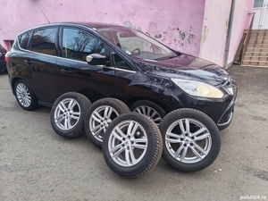 Ford c max,nu necesita investiti
