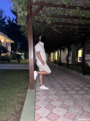 Nou, la tine sa la hotel 