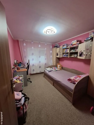 Vand apartament 3 camere