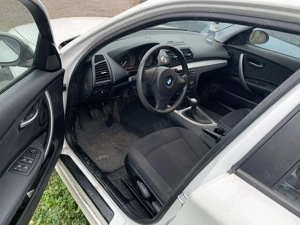 Bmw seria 1 defect,benzina,2009 - imagine 11
