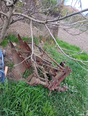 Grape cu suport și plug de vânzare 