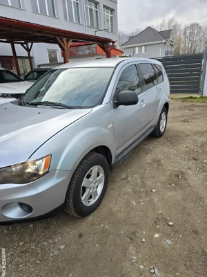 Mitsubishi Outlander 4x4 - imagine 3