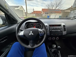 Mitsubishi Outlander 4x4 - imagine 4