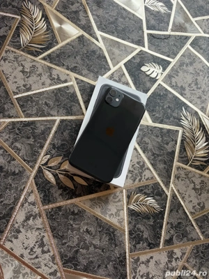 iphone 11  - imagine 2