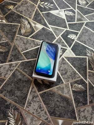 iphone 11  - imagine 5