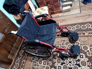 Vand Scaun cu rotile pliabil, transport pacienti,  - imagine 5