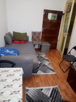   1 camera de închiriat decomandata 650 lei, negociabil.  - imagine 2