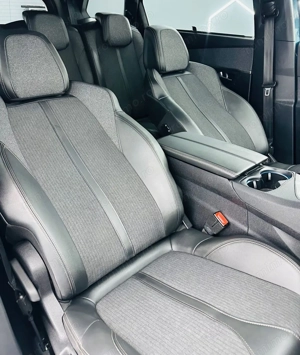 PEUGEOT 5008 - imagine 19