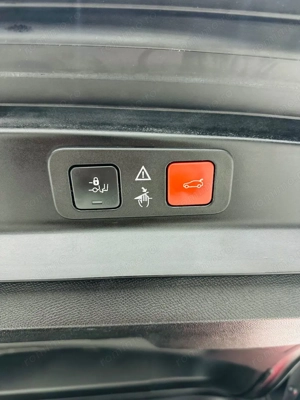 PEUGEOT 5008 - imagine 20