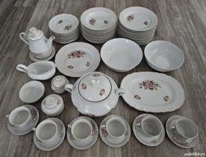 Set complet de veselă din porțelan - model clasic cu flori