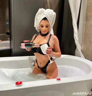 deplasari party, accept si cuplu, am si locatie!