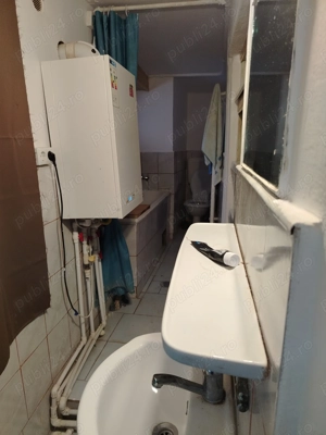 P.F ofer Apartam (1) sau 2 cam ,casa Copou - imagine 3