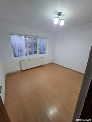 De vanzare Apartament 4 camere, Caransebes - imagine 4