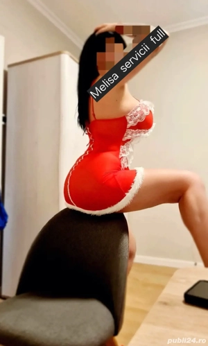 Singura in locatie . 