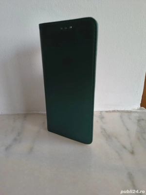 Husă tip carte (flip   wallet case) pentru smartphone