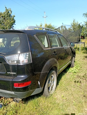 Vând Mitsubishi outlander 2008-pret 3000 euro  - imagine 2