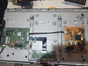 Dezmembrez tv Samsung ue32eh5000