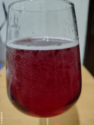 Vând vin noham și roze 