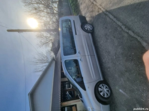 Vând Peugeot  expert 8+1 locuri an 2012 - imagine 4