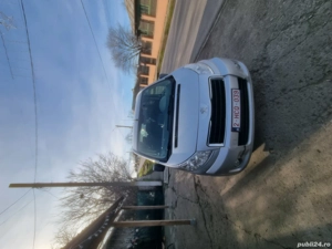 Vând Peugeot  expert 8+1 locuri an 2012 - imagine 7