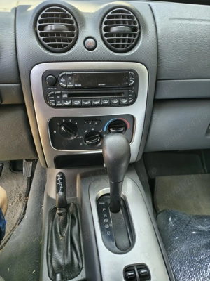 Jeep Cherokee KJ - imagine 5