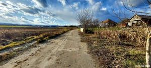 De vânzare teren intravilan,750 mp, în Cuzdrioara