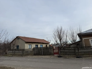 Vand casa in comuna balta alba ,buzau
