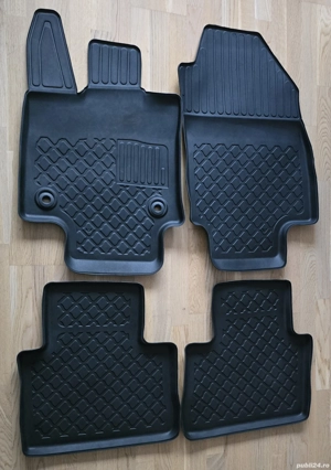 Covorase cauciuc TOYOTA RAV 4 Hybrid