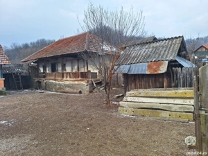 Casa de vanzare si multe articole artizanale - imagine 4