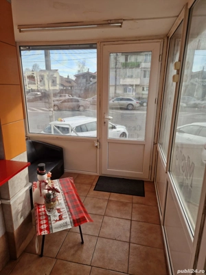 Inchiriez salon frizerie canina ..utilat.. - imagine 3