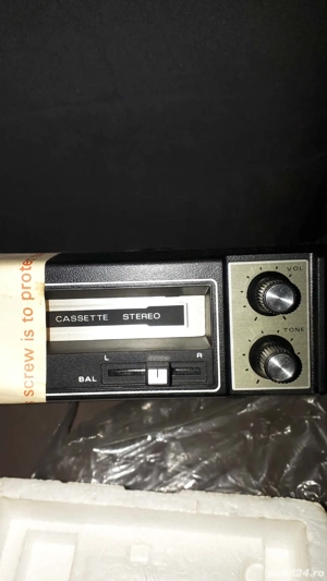 Casetofon Sanyo vintage de masina - imagine 2