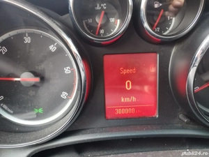 Opel Astra J 2013 1.7 cdti 110cp - imagine 6