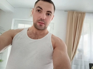 Dacă te simți singura și îți dorești să te relaxezi te pot ajuta 