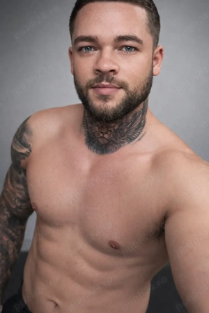 Escort masculin   28 ani 