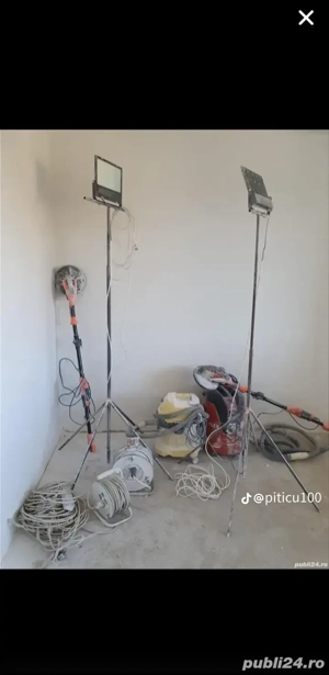 firmă de construcții 