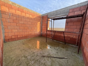 Casa noua la rosu - Tarian – Girisu de Cris - Teren 560 mp - imagine 6