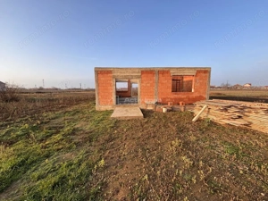 Casa noua la rosu - Tarian – Girisu de Cris - Teren 560 mp - imagine 7