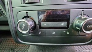 Volkswagen Touareg 3.0 V6 TDI BlueMotion DPF Automatik - imagine 8