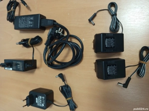 Vând Încarcatoare 12V 2,5A,12V 3A,9V 200mA,7,5V 1A.