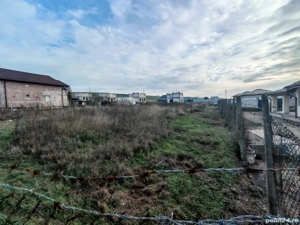 Vând teren intravilan Simnicul de Sus