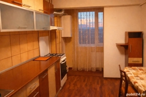  Închiriez apartament decomandat 80 mp, etaj 3, str Brăilei, Micro 18, Galati