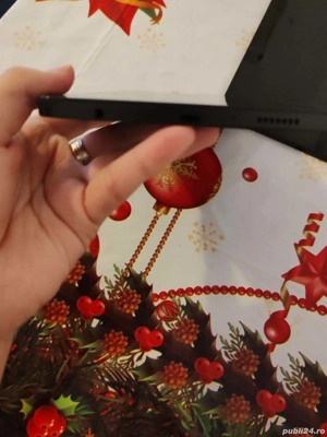 Vând tableta Samsung  - imagine 3